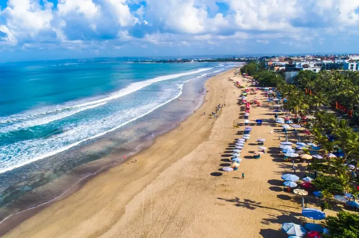 Famous Beach Tourism in Bali and the Best Sunset Spot