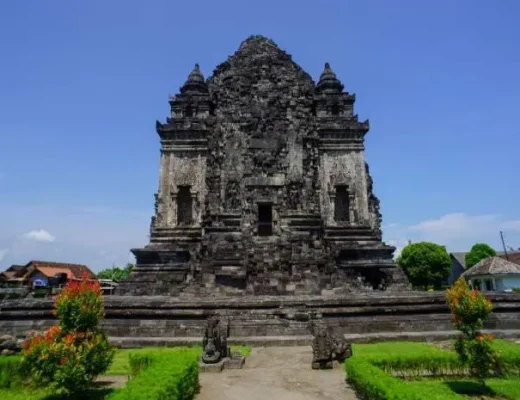 Kalasan Temple, a Historical Temple in Sleman Which is Synonymous with the Hindu Buddhist Kingdom
