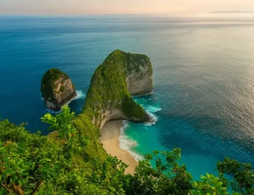Kelingking Beach Bali, a Hidden Exotic Beach in Nusa Peninda